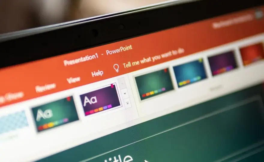 Jak zrobić prezentację w PowerPoint - Stwórz slajdy, które zachwycą!